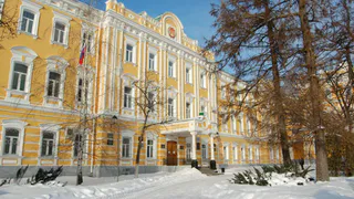 Новый врио ректора РГУ Мурог лично отлавливает опоздавших студентов с секундомером