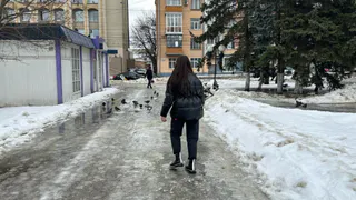 «Вероятность попасть под машину все выше»: рязанцы просят привести в порядок пешеходные перехода на ул. Касимовское шоссе