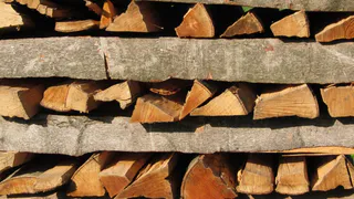 Почему уральские деревни массово переходят с газа на дрова