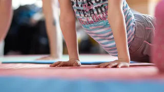 В Скопине в спортшколе в руках у ребенка взорвался фен