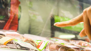 Покупайте по 2 пачки – в составе только чистое мясо, сои нет: Росконтроль назвал лучшие марки сосисок