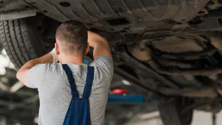 Как отличить оригинальное моторное масло от китайской пали? Хитрости и простые способы проверки