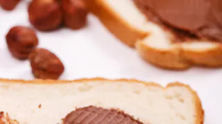 Как сделать домашнюю нутеллу всего за 20 минут — ореховая паста будет невероятно нежной и в меру сладкой