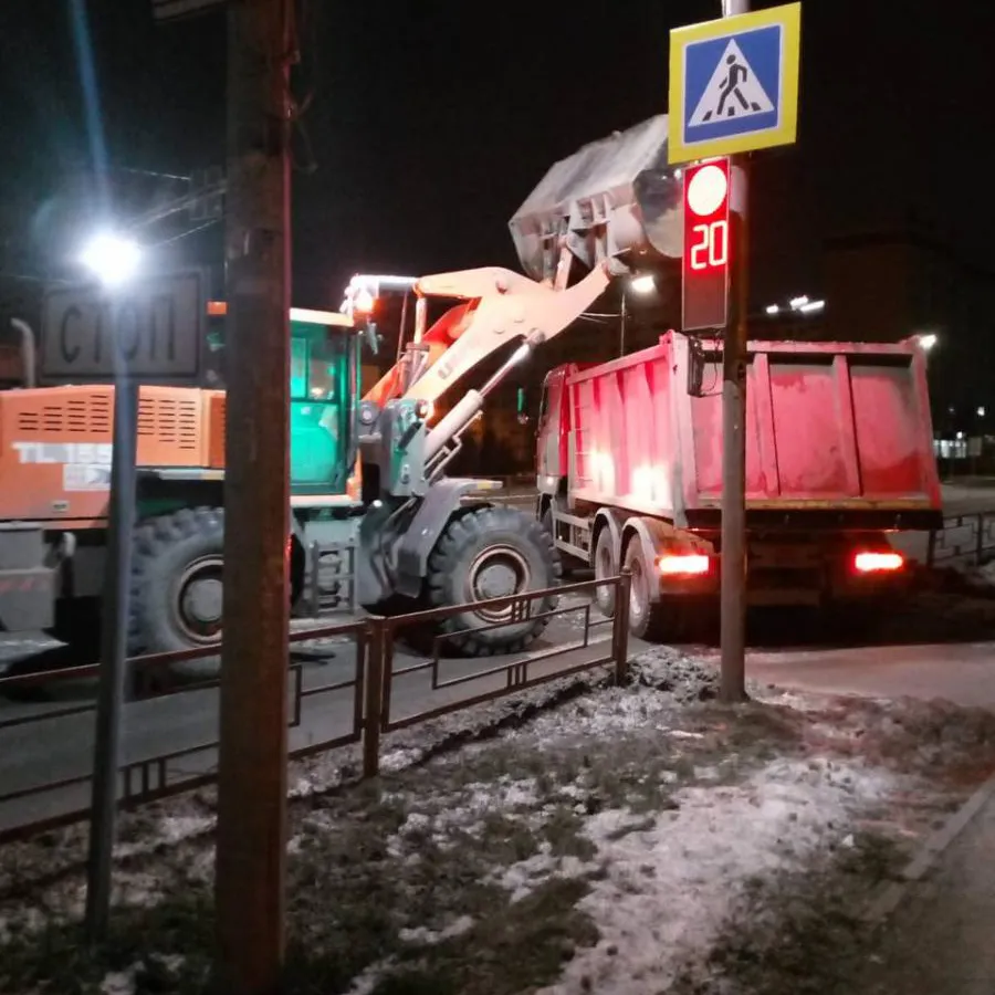 Пензенские улицы чистят от снега круглосуточно