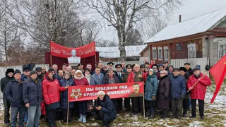 Коммунисты Чувашии пожалуются Зюганову на гонения из-за бюста Сталина