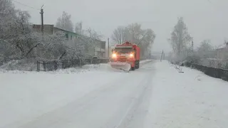 Ночью 199 машин расчищали брянские дороги