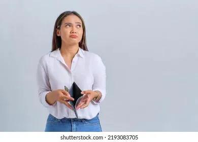 Названы три знака зодиака, у которых вечно нет денег