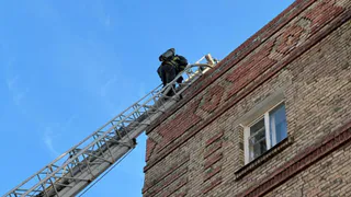 Четыре пожара за день в Коми: спасатели эвакуировали жильцов и предотвратили трагедию