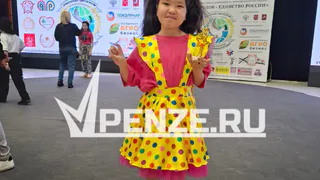 «Ее доброта покорила мое сердце»: жительница Малосердобинского района удочерила девочку из детского центра в Кичкилейке