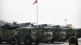 Китайская армия впервые применит гиперзвуковую ракету DF-17