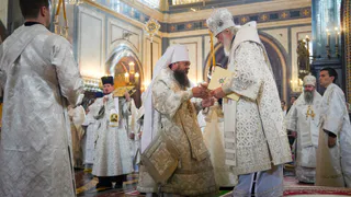 Епископ Сыктывкарский Филипп принял сан митрополита в Храме Христа Спасителя
