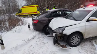 В Меленковском районе неудачный автоманевр стал причиной "перевертыша"