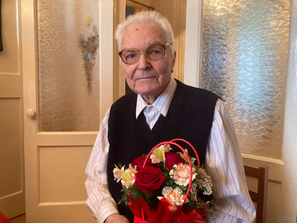 Почётный гражданин Магнитогорска отметил 90-летний юбилей