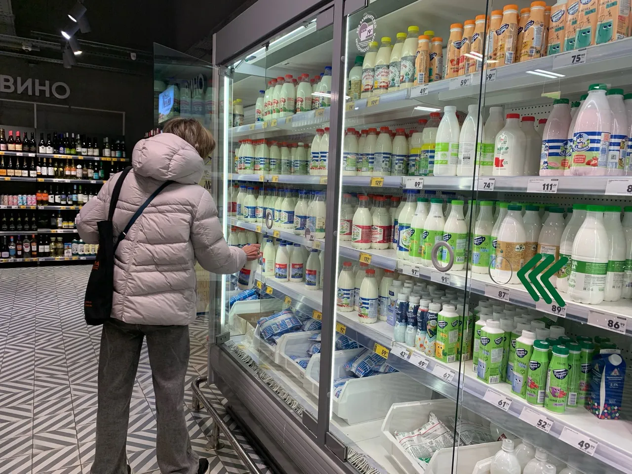 Лишь стакан в день: этот чудо-напиток сохранит зубы и кости здоровыми и не даст постареть