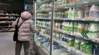 Лишь стакан в день: этот чудо-напиток сохранит зубы и кости здоровыми и не даст постареть