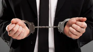 Владимирский суд надолго отправил в колонию телефонного мошенника из Ростова