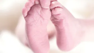 В Наровчатском районе новорожденным начали вручать памятные медали