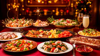 8 салатов на Новый год - шикарные идеи для встречи Огненной Лошади. Улетают со стола до боя курантов - проверено