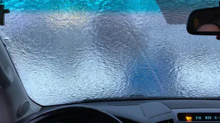 Рязань в ледяной глазури: как горожане добирались до работы - фото и видео-свидетельства