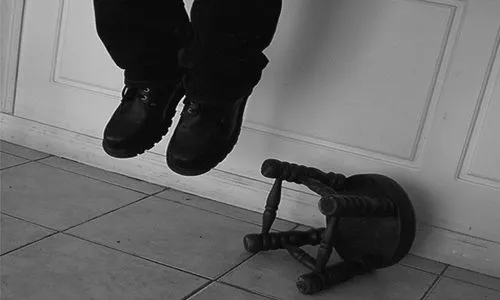 Самоубийства продолжаются: уже четвёртый житель Нижнекамского района покончил с собой