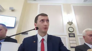 «Народный» депутат Павлов пытался выгнать женщину с конференции КПРФ