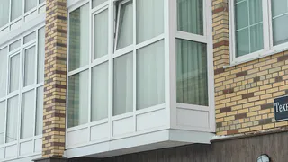 Обшитые пластиком балконы  уже не в тренде: рукастые хозяева нашли другую альтернативу - дешевле в 2 раза и эстетичнее