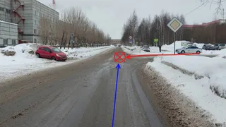 В Коми водитель не уступил дорогу другому авто и спровоцировал столкновение