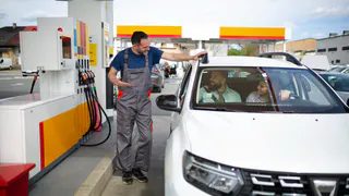 В Рязани подешевел бензин и дизельное топливо 