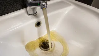 Народный контроль: на Зубковой в Рязани вода воняет фекалиями