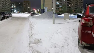 «Почему не чистят тротуар возле дома Гайнуллина, 8?»