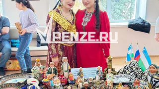 Студенты-иностранцы ПГУ отметили весенний Новый год песнями, танцами и боем на поясах