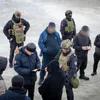 В Пензе силовики провели рейд и вручили повестки бывшим мигрантам