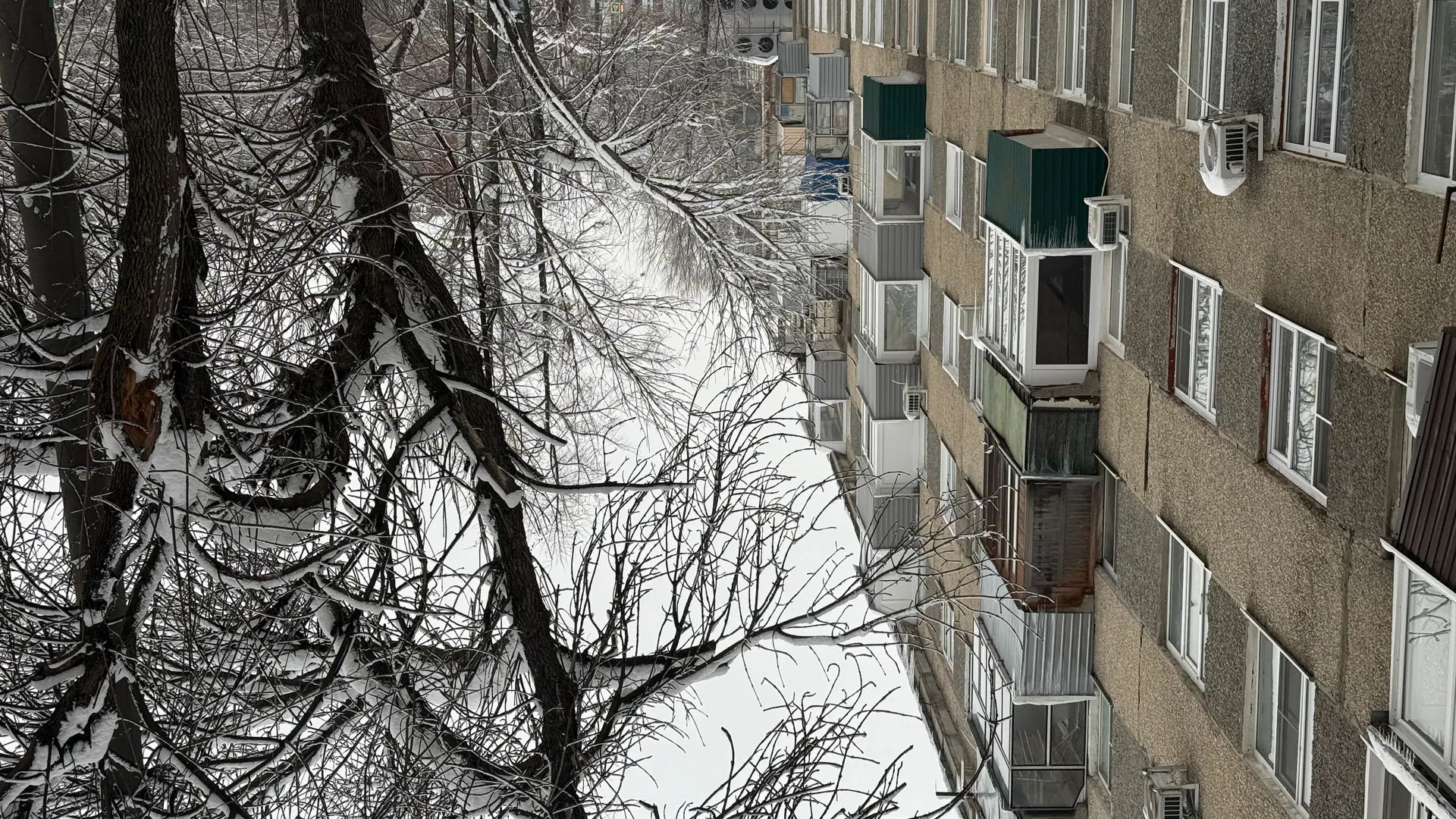 Из многоэтажки на ул. Луначарского эвакуировали 10 человек