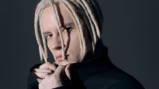 Калашникова раскрыла всем причину развода SHAMAN: «Трудно жить в браке»