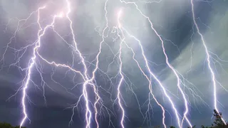 Лето уходит? Сегодня в Нижнекамске возможны гроза и сильный ветер