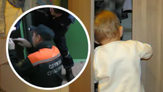 В Коми маленький ребенок заперся в квартире и не смог выбраться