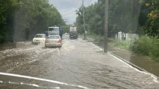 В Магнитогорске закрыли дорогу вдоль курорта "Притяжение" из-за подтопления