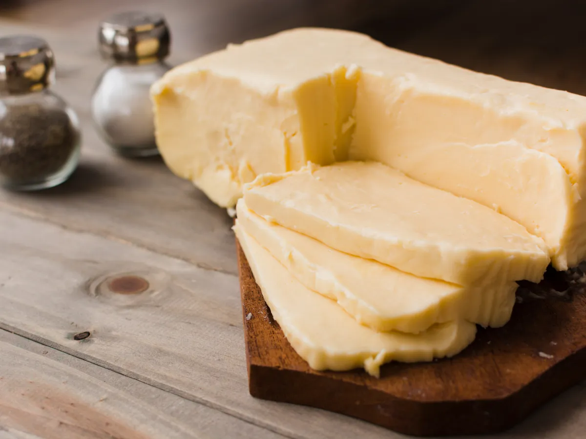 Брикет гадости: эти две марки сливочного масла, лучше избегать