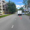 В Сыктывкаре школьница упала с грузовика на асфальт