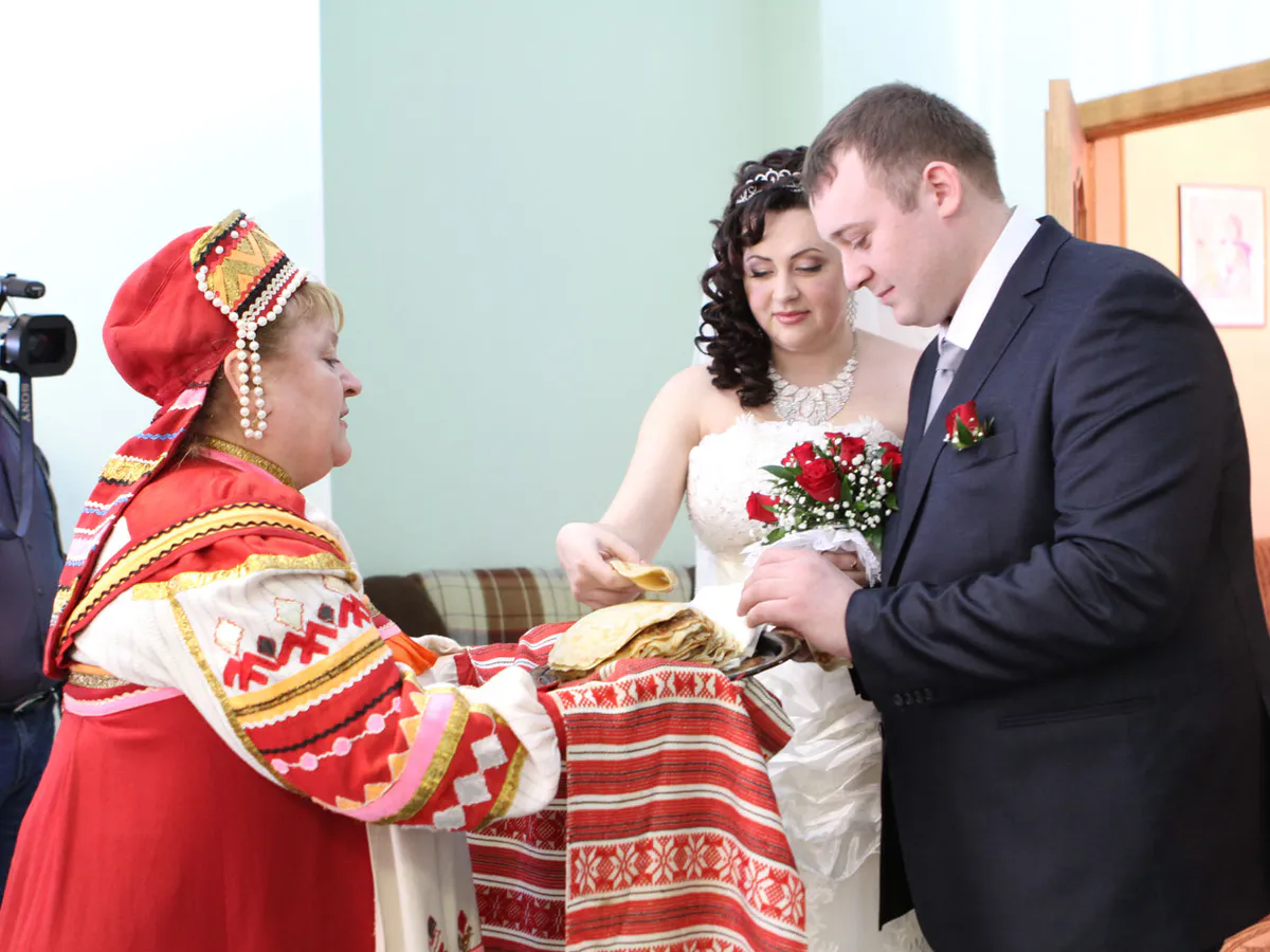 14 февраля в Нижнекамске состоится 14 свадеб