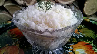 Салат с говяжьим языком: изысканное угощение для дорогих гостей