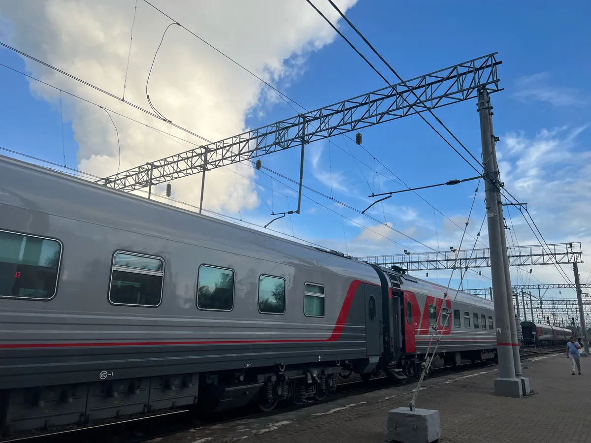 Выбросят из вагона вместе с чемоданами: в РЖД изменили правила, и теперь даже купленный билет не гарантирует проезд