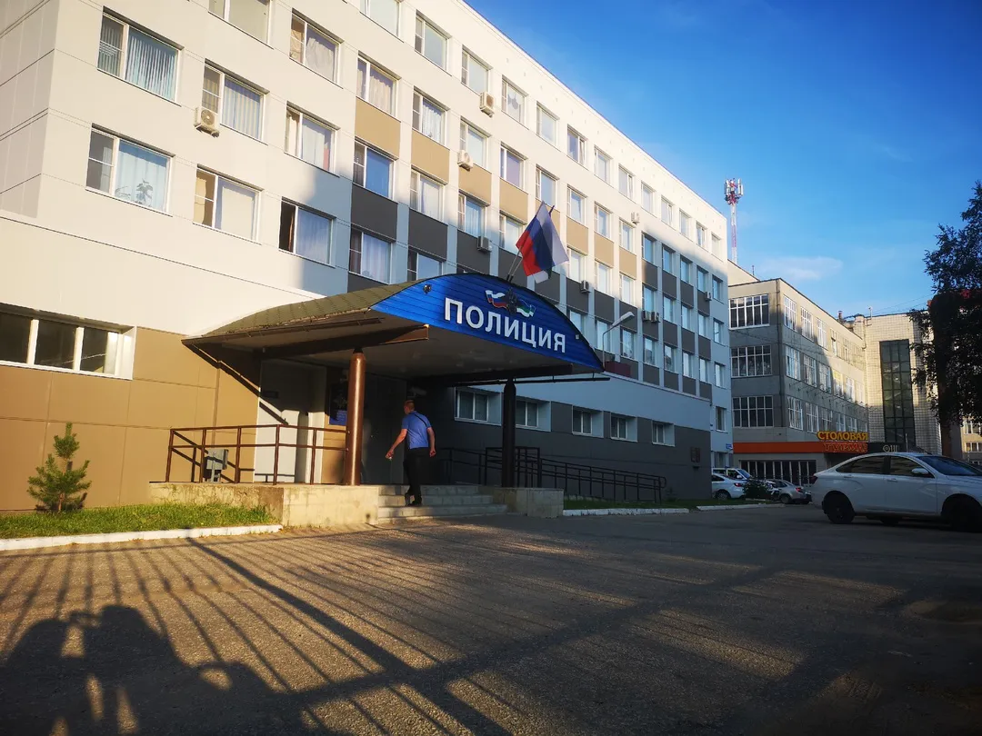 Жители Магнитогорска обокрали гараж