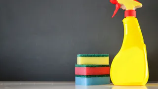 Покупать бытовую химию больше не нужно: берем эти 2 простых средства — так делают все опытные хозяйки