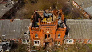 "За уничтожение культурного наследия": активисты требуют отставки главы администрации Старожиловского района