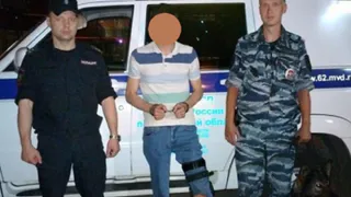 Рязанская полиция поймала мужчину 23 лет с наркотиками на Каширина