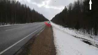 В Коми водитель авто Mitsubishi Outlander опрокинулся в кювете