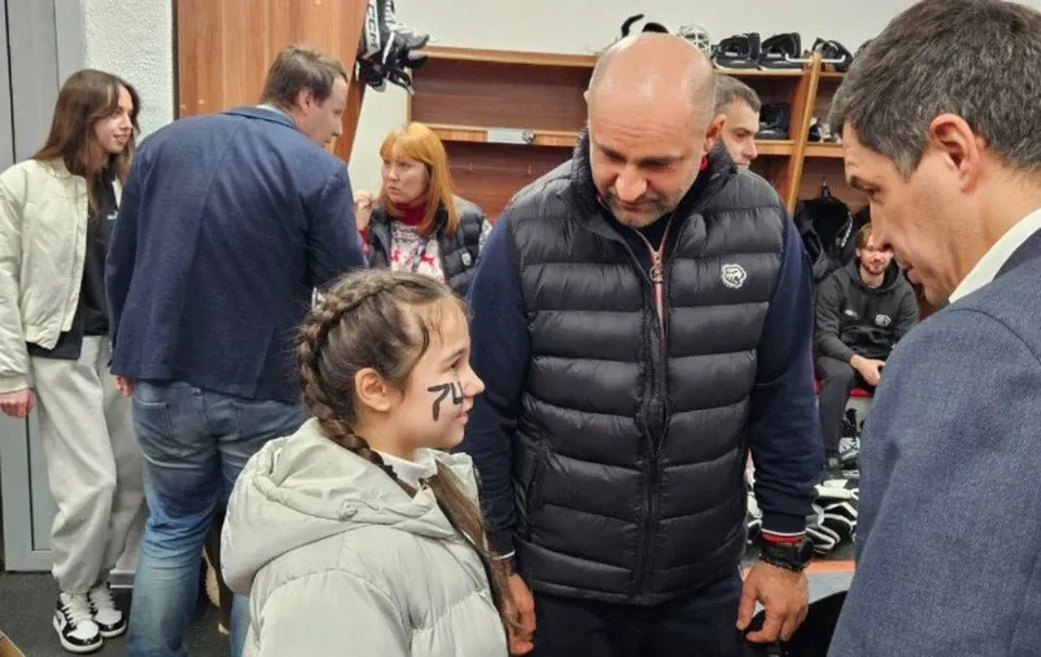 Полпред Артем Жога исполнил новогоднюю мечту ребенка из Челябинской области