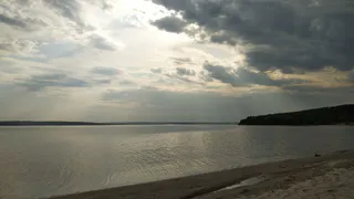 Липкие взгляды и вонючая вода: назван топ худших российских курортов