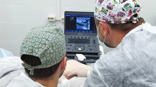 Врачи-эксперты клиники «Варикоза нет» предупреждают о тромбах после «ковида»